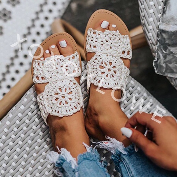 Boho Floral Crochet Raffia Sandal Slides - Picture 3 of 15